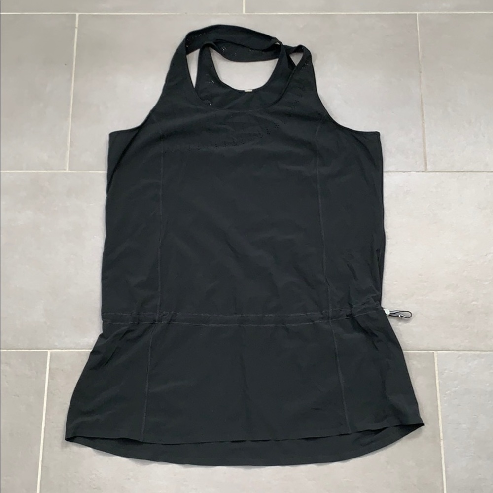 Lululemon black tank, size 6